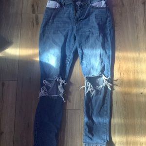 No Boundaries Ripped Jeans